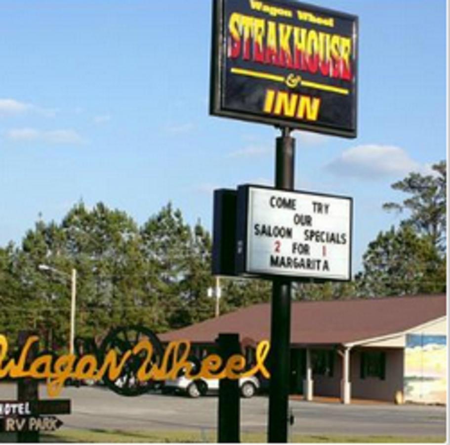 Wagon Wheel Inn Petal Oda fotoğraf